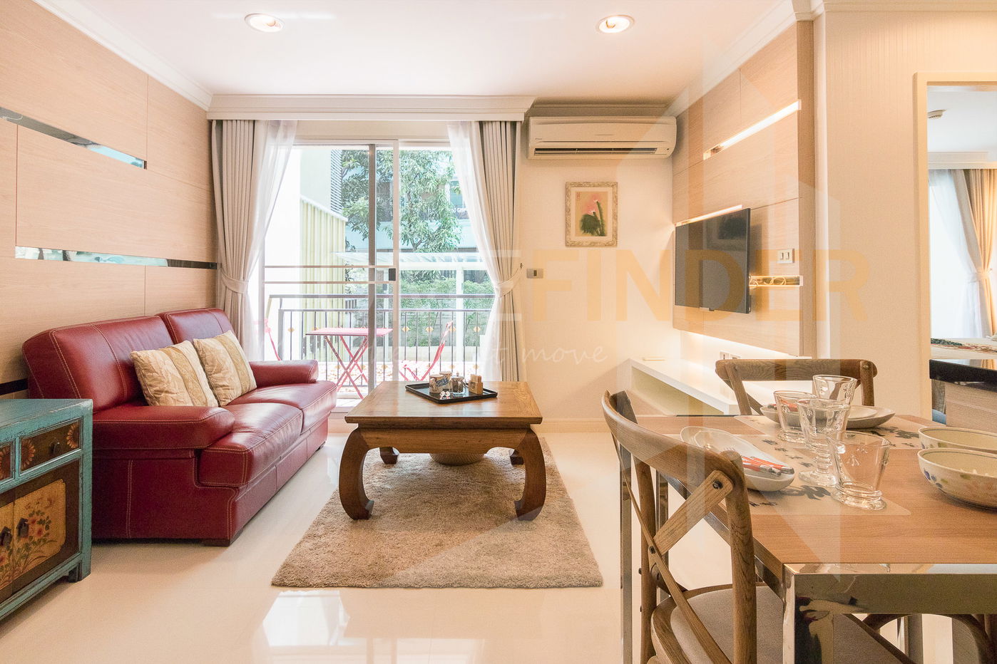 THE CREST Sukhumvit 24 တွင် အိပ်ခန်း 1ခန်း ငှားရန်ရှိသည်။