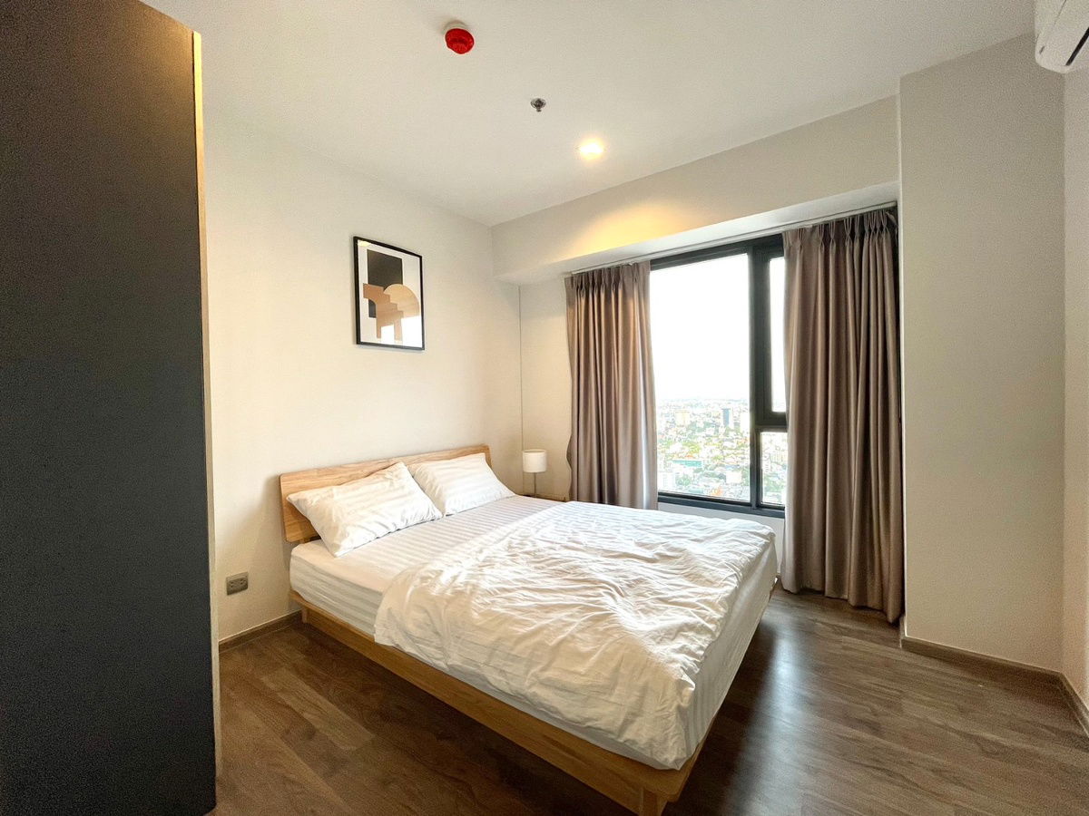 Condo for rent :  Life Ladprao Valley  (( BTS Ha Yaek Lat Phrao Station ))  MK-02