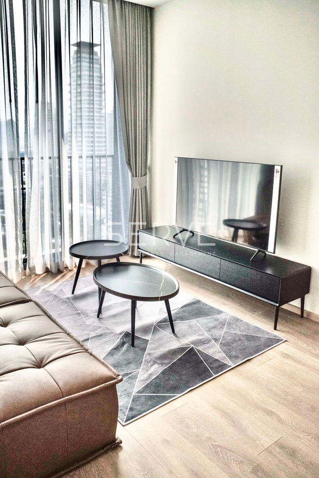 2 Beds Corner Unit at Newest Condo in Phrom Phong Area Close to The Emporium / Condo for Rent -Noble Around 33