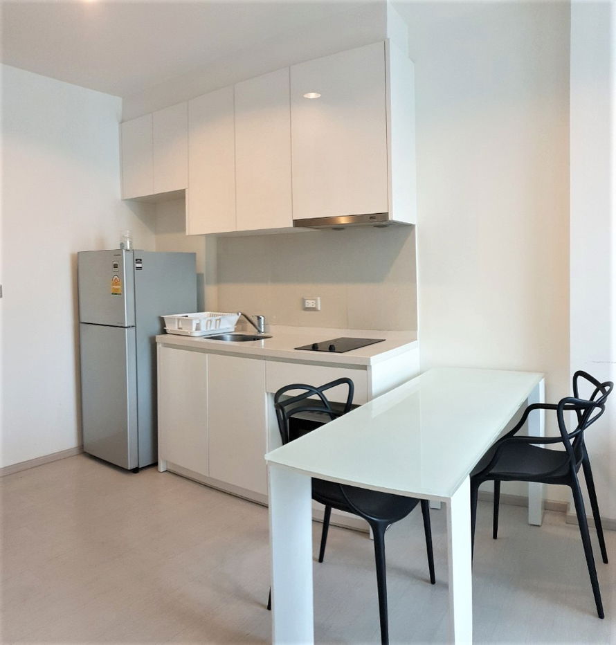 🍀🍀🍀HOT PRICE 🤩 For Rent📌Rhythm Sukhumvit 42 (Line:@rent2022), Beautiful room with Good price and Ready to move in!!✨A00148