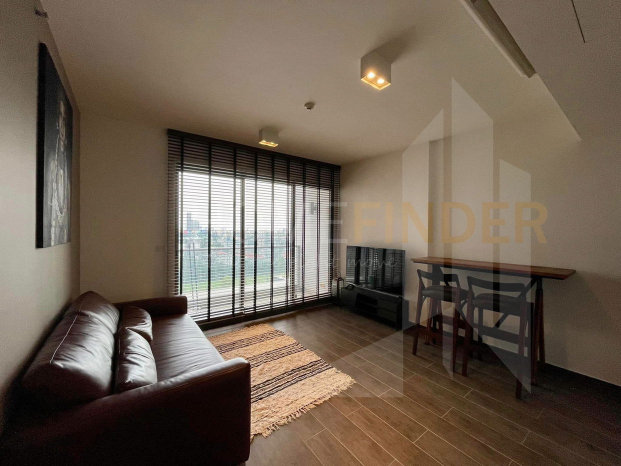 The Lofts Ekkamai တွင် အိပ်ခန်း 1ခန်း ငှားရန်ရှိသည်။