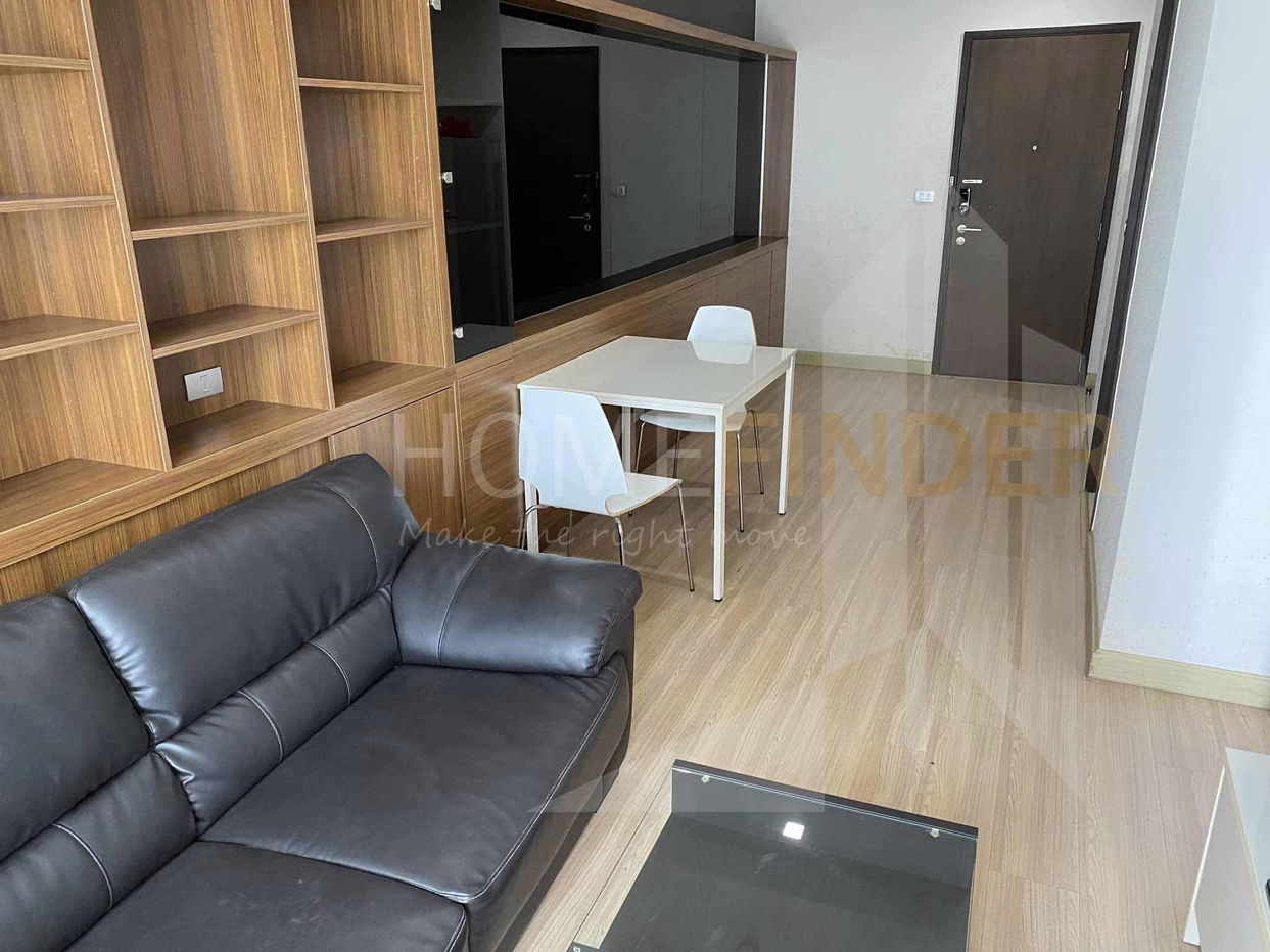 Sky Walk Condominium 1 bedroom, for rent