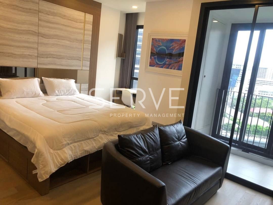 1 Bed High Fl. 10+ Nice View Good Location MRT Sam Yan 180 m. and Samyan Mitrtown Mall at Ashton Chula-Silom Condo / For Rent