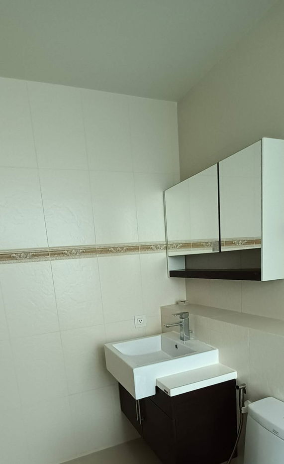 Condo for rent, Siri at Sukhumvit, 3 bedrooms, open view, parking for 3 cars, decorated, ready to move in