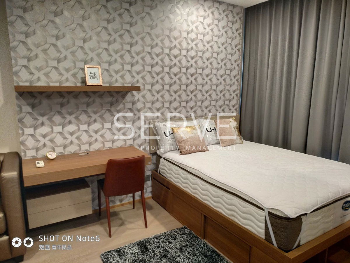 Studio Super High Fl. 30+ Good View & Good Location MRT Sam Yan 180 m. & Chulalongkorn University at Ashton Chula-Silom Condo / For Rent