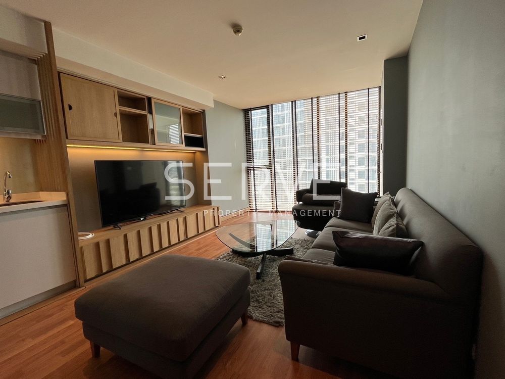 အခန်းကျယ် 1 Bed Unit.