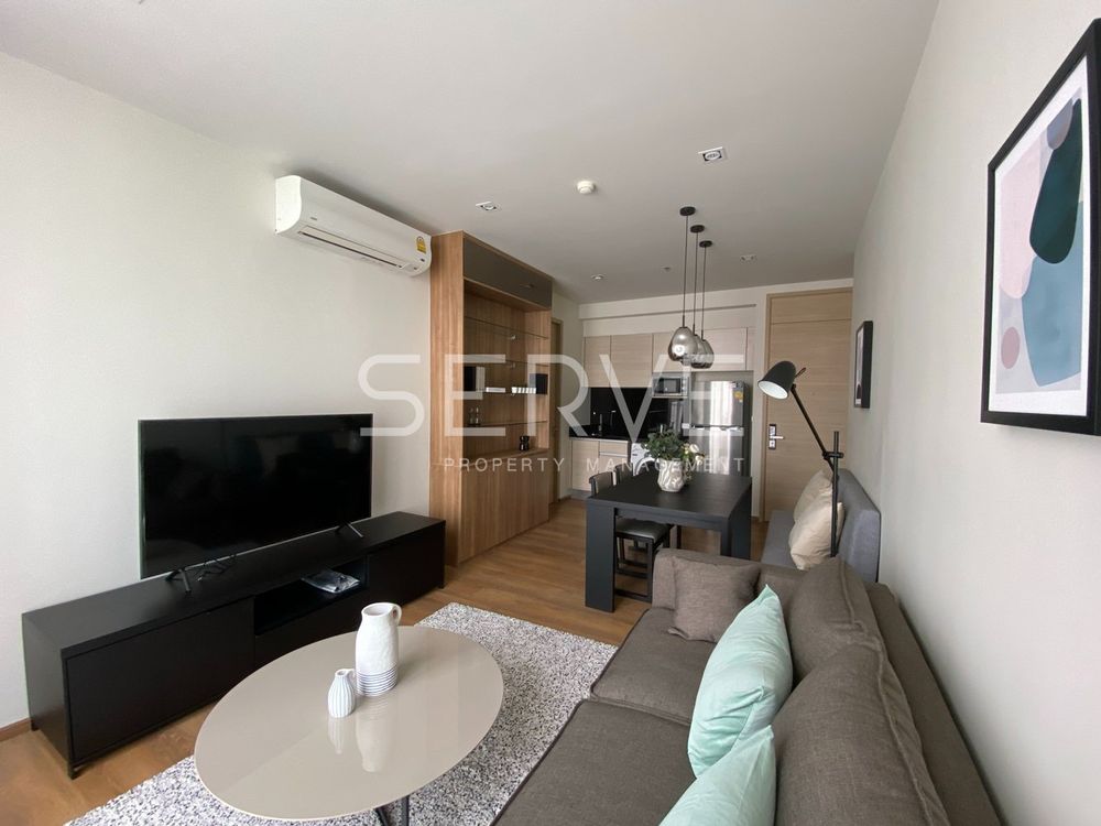 Corner Room 2 Beds 1 Bath High Fl. 20+ Good Location Shuttle bus to BTS Phrom Phong 650 m.-Park 24