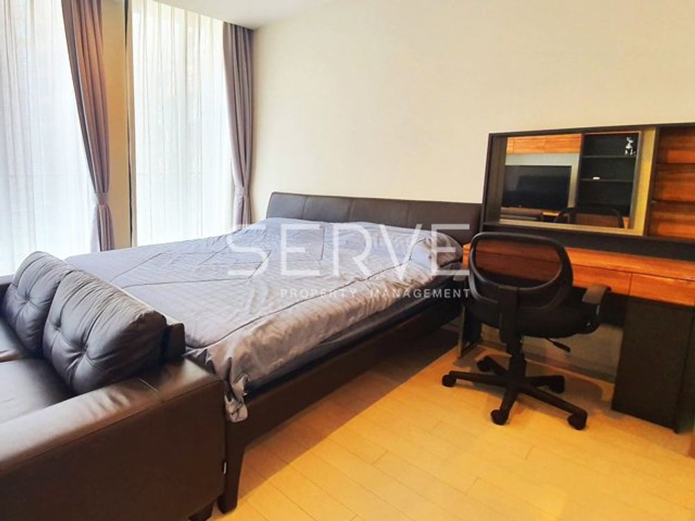 Hot Price 10.5 MB! - Studio with Partition High Fl. 10+ Perfect Location Next to BTS Phloen Chit-Noble Ploenchit