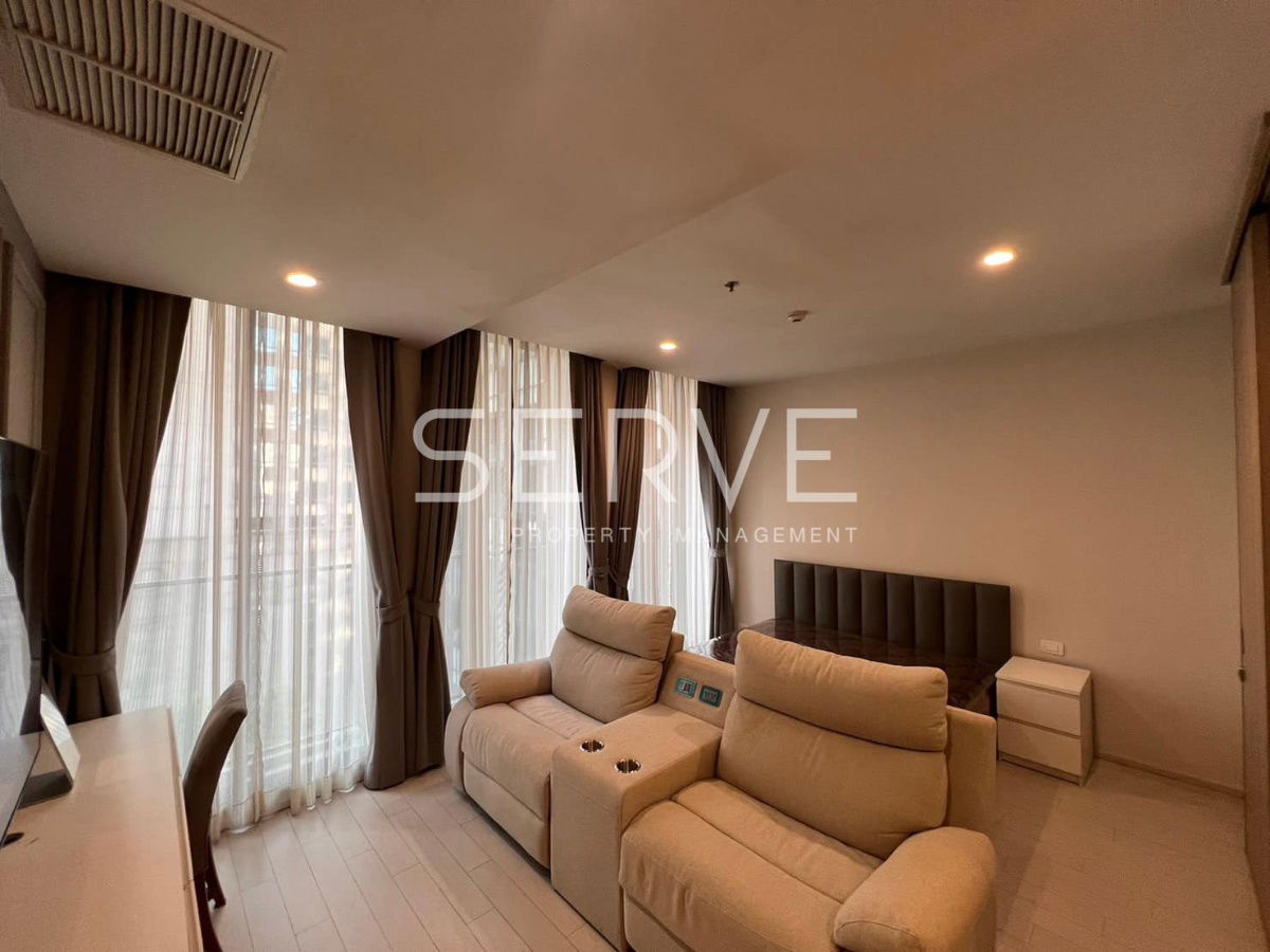 Studio with Partition Nice Room Swimming Pool view & Garden view Perfect Location BTS Phloen Chit at Noble Ploenchit Condo / For Rent