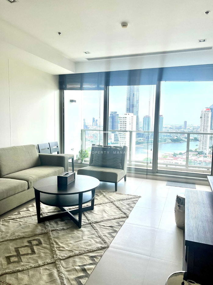 River View 2 Beds 3 Baths 138 sq.m. Super High Fl. 30+ The River Private boat to BTS Sapan-Taksin at The River Condo / For Rent