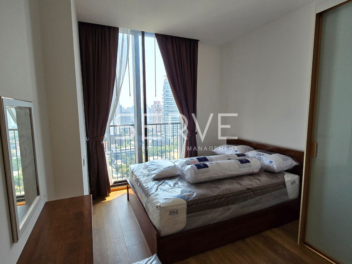 Condo For Rent Good Price & Good Location 2 Beds 2 Baths with Bathtub Close to BTS Phrom Phong 500 m. @  Noble BE33