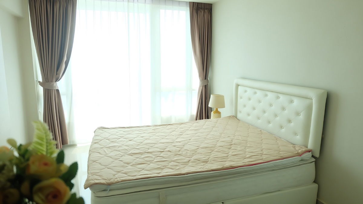 rentroom1-2bed room msociety condo