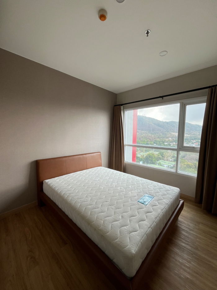 18th floor, 2 bed, 2 bath, very large room, 73 sqm., sea/mountain view. Complete furniture/electrical appliances, only 20,000 baht/month.