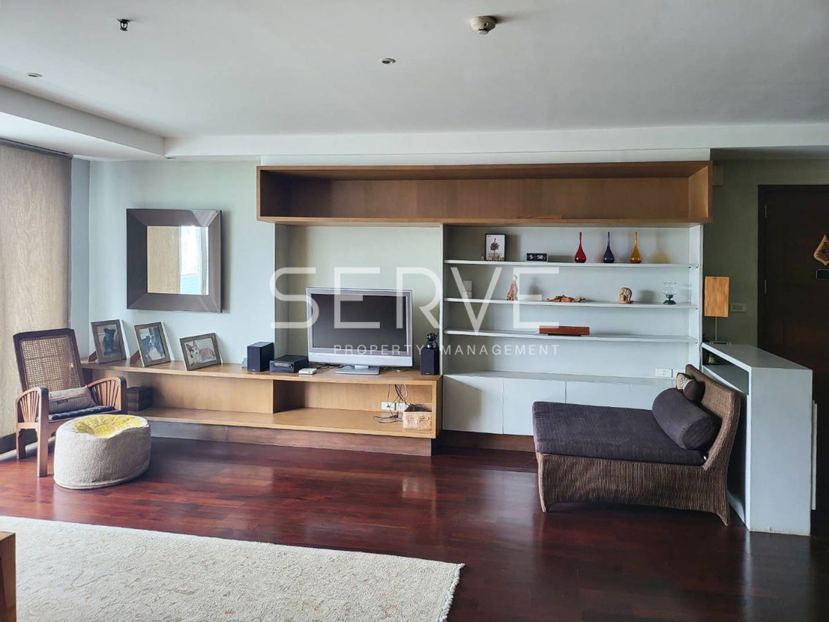 🔥2 Beds 2 Baths 145 sq.m. High Fl. 20+ Good Location BTS Chit Lom 600 m. at Urbana Langsuan Condo / For Rent