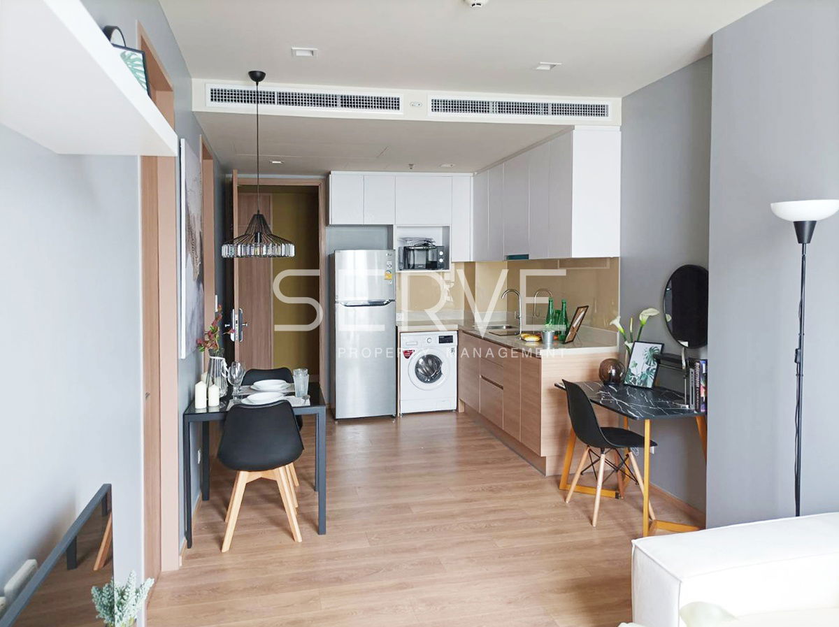 1 Bed Large Room and Nice Room High Fl. 10+ Good Location New Condo Close to BTS Phrom Phong 500 m. @ Noble Around 33