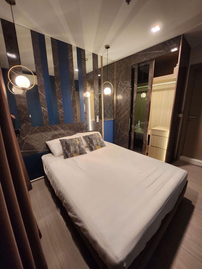 Life Asoke Rama 9 Full Furnitured and electrical