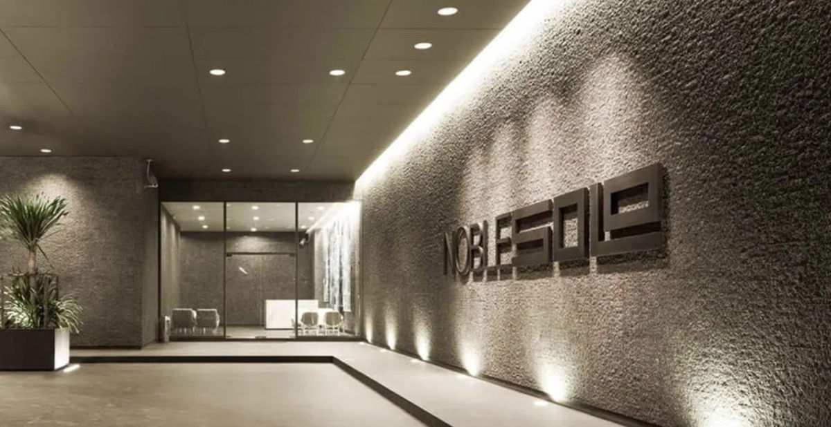 Corner Unit 1 Bed 1 Bath with Bathtub Nice Room Good Location BTS Thong Lo 2.1 km. At Condo Noble Solo / Condo For Rent