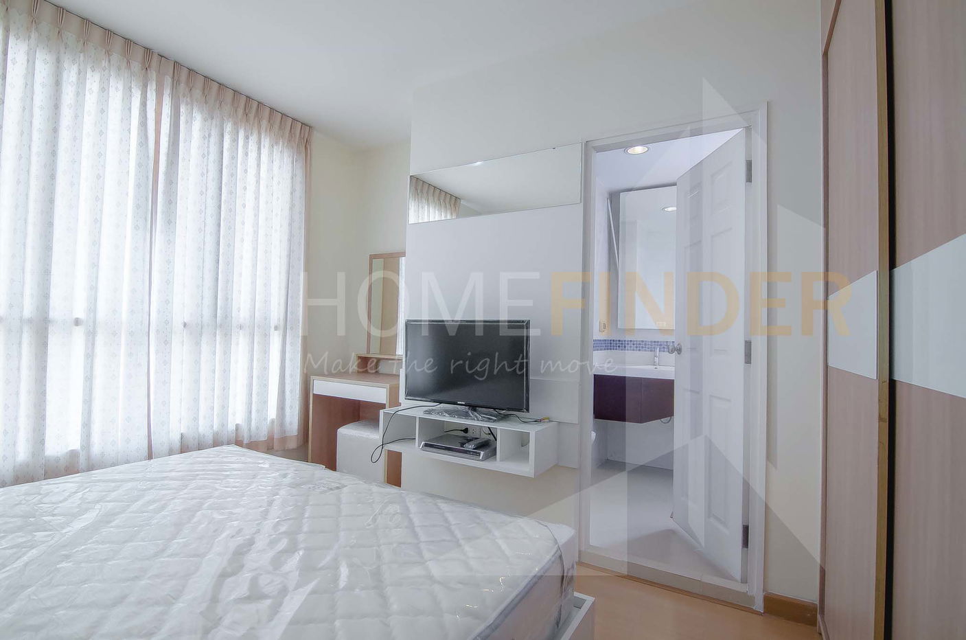 Life @ Sukhumvit 2 bedrooms, for rent