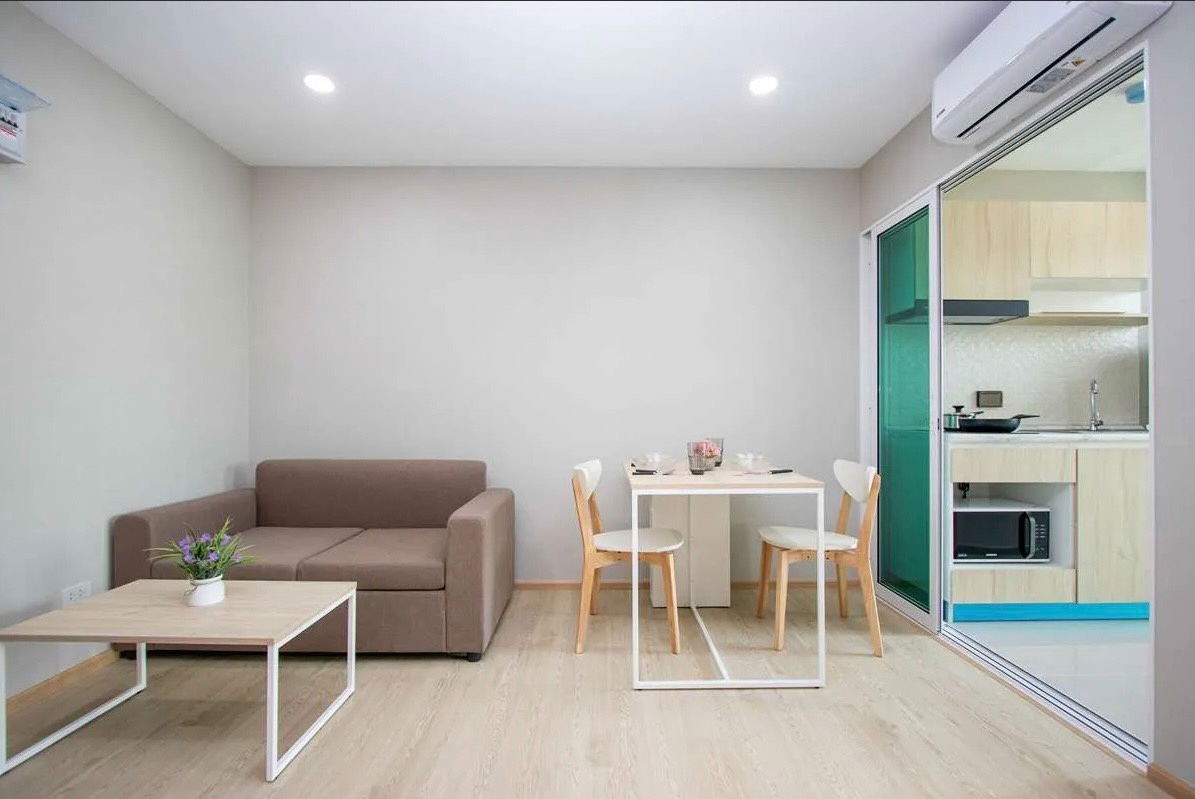 Brand New!!! One Plus Suan Dok Condo To Rent : Great Location and all Facilities