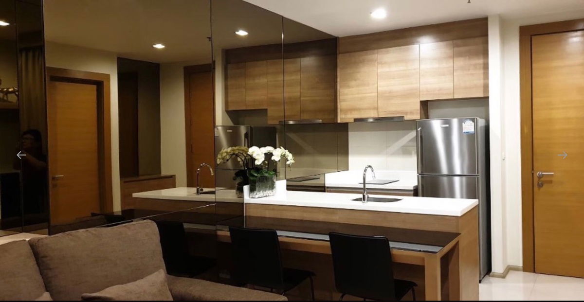 Rent Rythm Ratchada - Huai Khwang, a beautiful large room, ready to be near MRT Huai Khwang. Interested in Atline.@841qqlnr