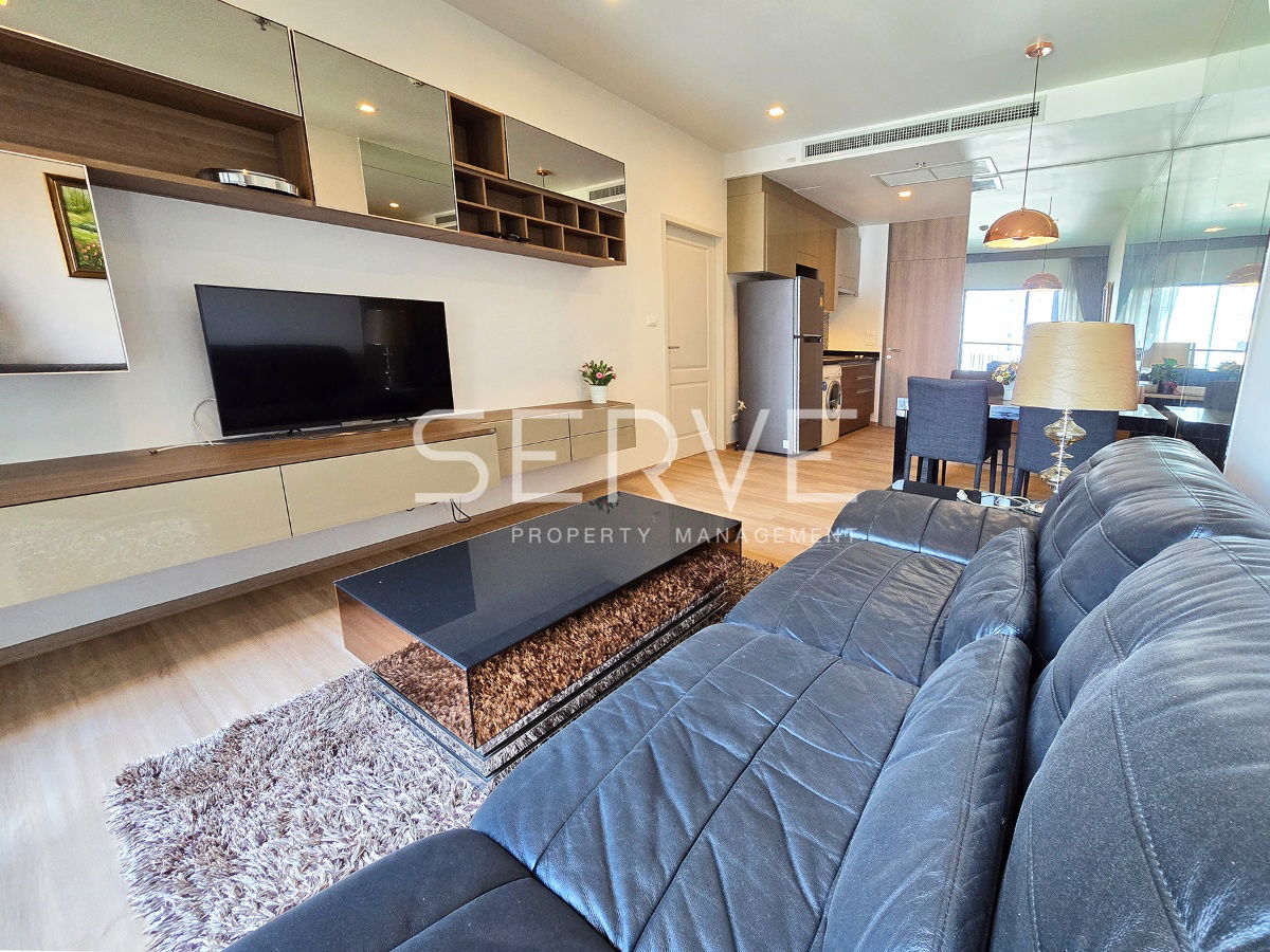 1 Bed with Bathtub Large Room 51 sq.m. Good Location Close to BTS Phrom Phong 200 m. at Noble Refine Condo / For Rent