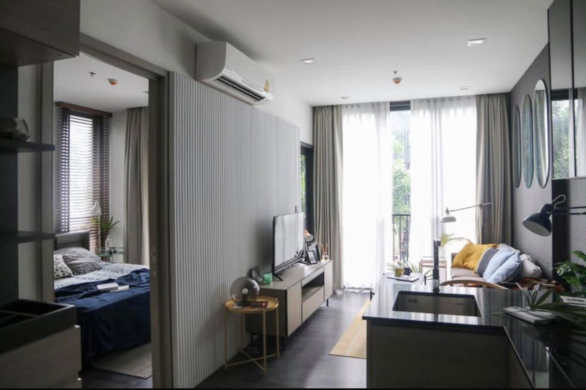For rent: The Line Asoke-Ratchada, corner room, beautiful, fully furnished, near MRT Rama 9. Interested, contact Line @841qqlnr