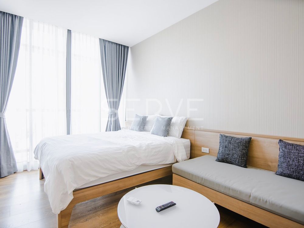 Bright & Nice Studio 29.2 sq.m. North side Good Location huttle bus to BTS Phrom Phong / For Rent-Park 24