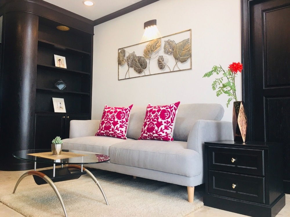 是隆绿点酒店，5-10 层，面积 63 平方米