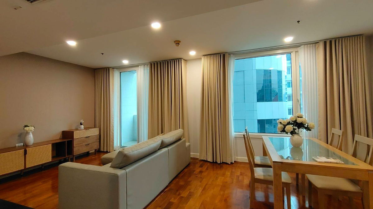 Condo for rent : Siri Residence on Sukhumvit 24  (( BTS Prompong )) MK-02