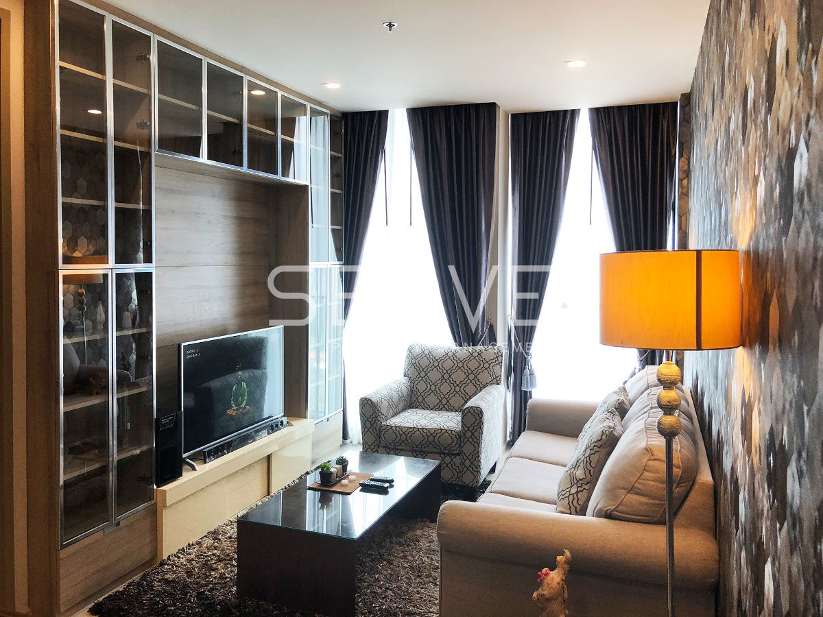Corner Unit 2 Beds 2 Baths Modern on Super High Fl. 30+ Connect to BTS Phloen Chit at Noble Ploenchit Condo / For Rent