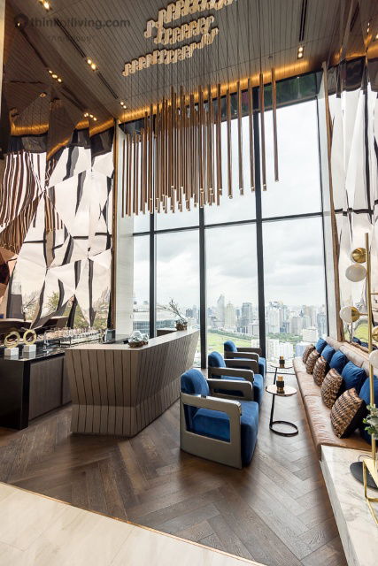 2 Beds 2 Baths 63 sq.m. High Fl. 20+ Good Location MRT Sam Yan 180 m. and Samyan Mitrtown Mall at Ashton Chula-Silom Condo / For Rent