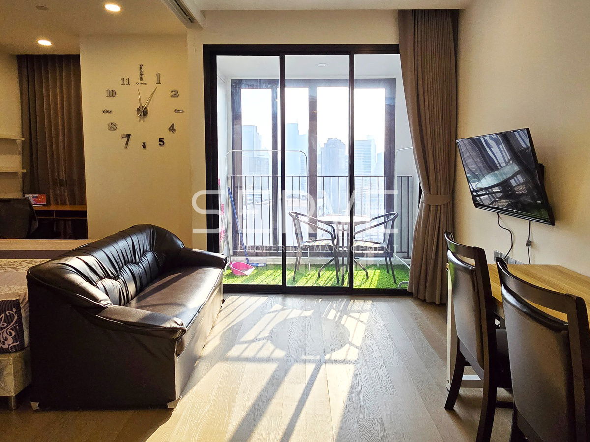 🔥1 Bed 35 sq.m. High Fl. 15+ Good View & Good Location MRT Sam Yan 180 m. and Samyan Mall at Ashton Chula-Silom Condo / For Rent