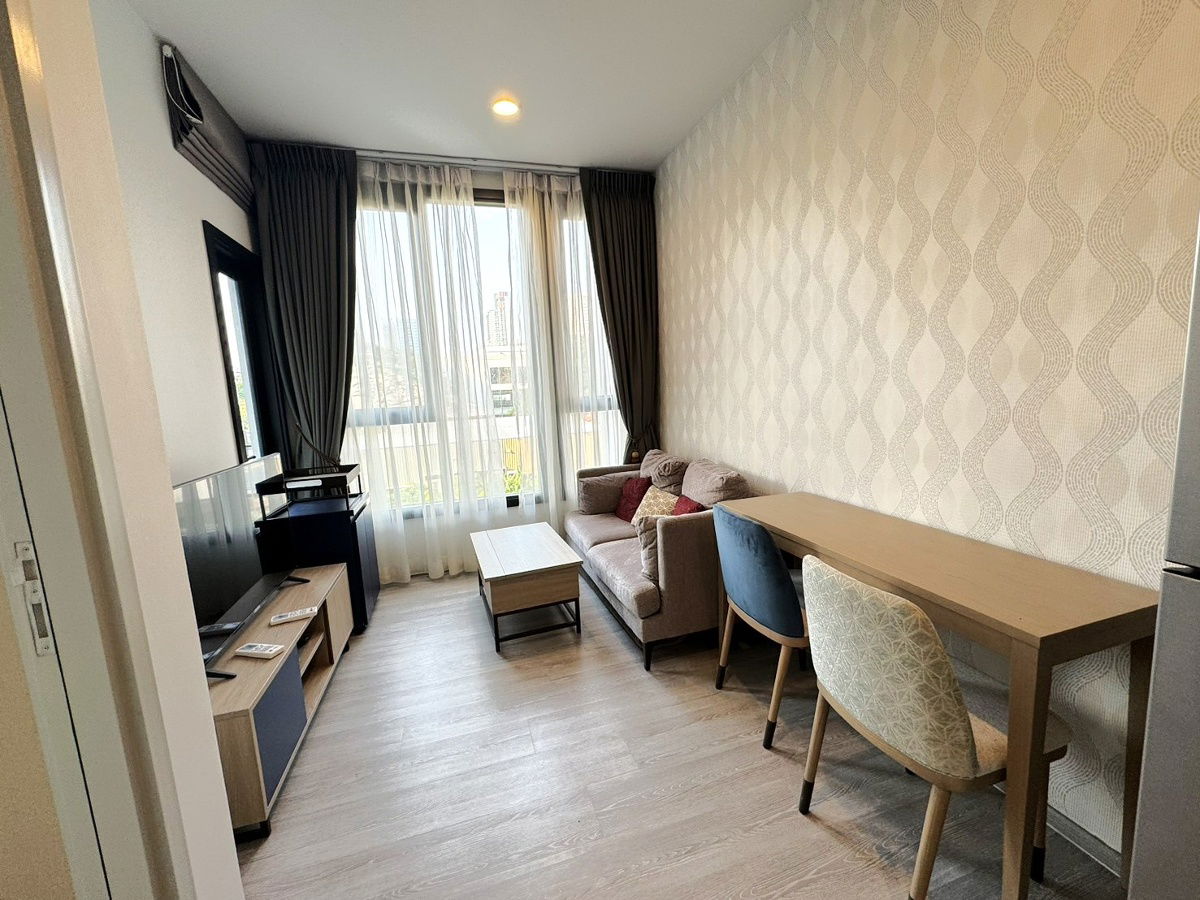 LineID : @Habitant (with@ Ahead) XT Ekkamai BTS Ekkamai Available!!