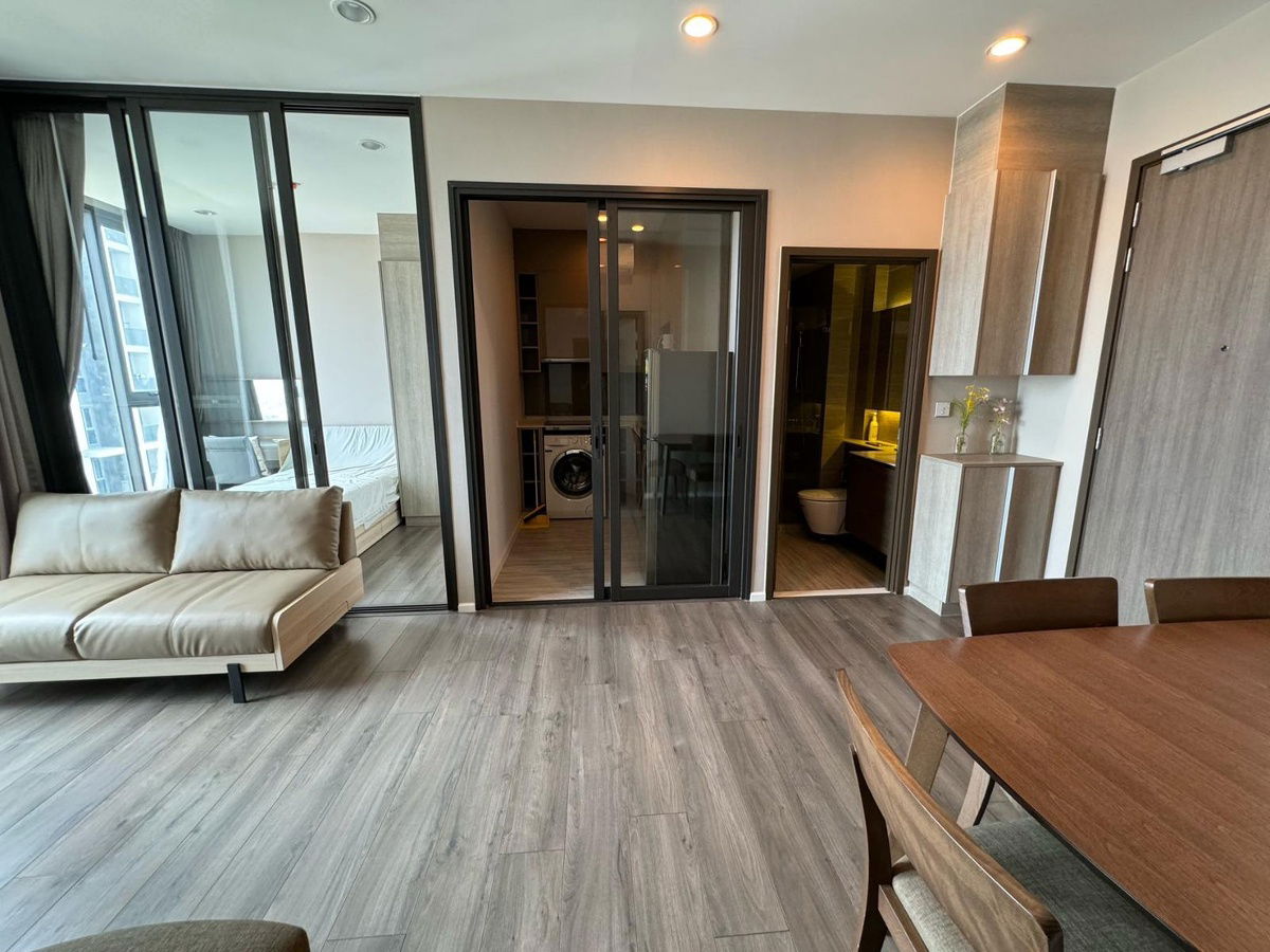 ให้เช่า 2 ห้องนอน Whizdom Essens สุขุมวิท 101 ใกล้ True Digital Park สถานีรถไฟฟ้า BTS ปุณณวิถี (Rt-01)