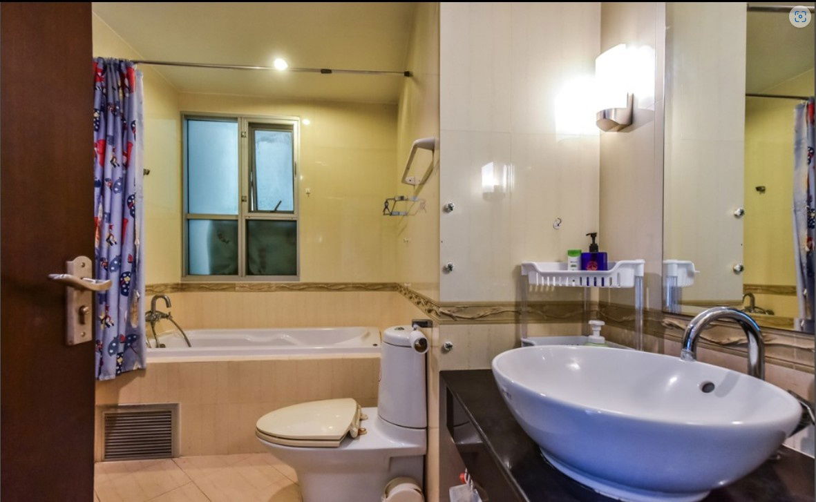 Address Siam 2 Bed 1 Bath 60 sq.m. Contact: o84-15o-5483 / Line ID: @806qphgn