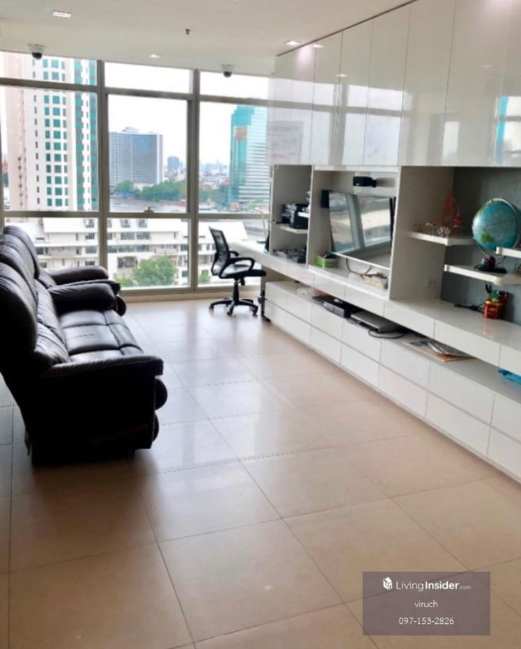 Rent The River, a big room, beautiful, cheap, ready to live in the river near BTS, Saphan Taksin. Interested in Atline.@841qqlnr