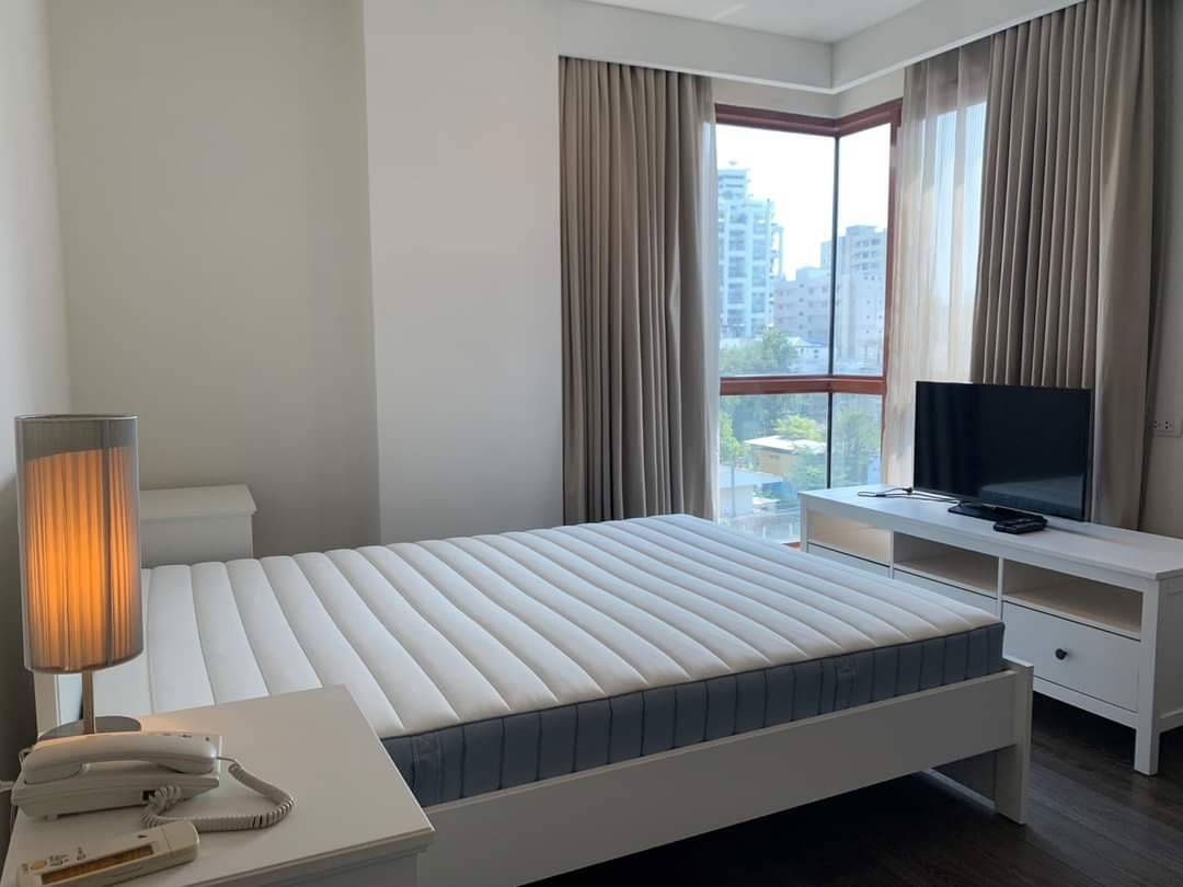 LTH10295 – The Crest Ruamrudee FOR RENT size 192.25 Sq. m. 3 beds 3 baths Near BTS Ploenchit  Station ONLY 100K/Month