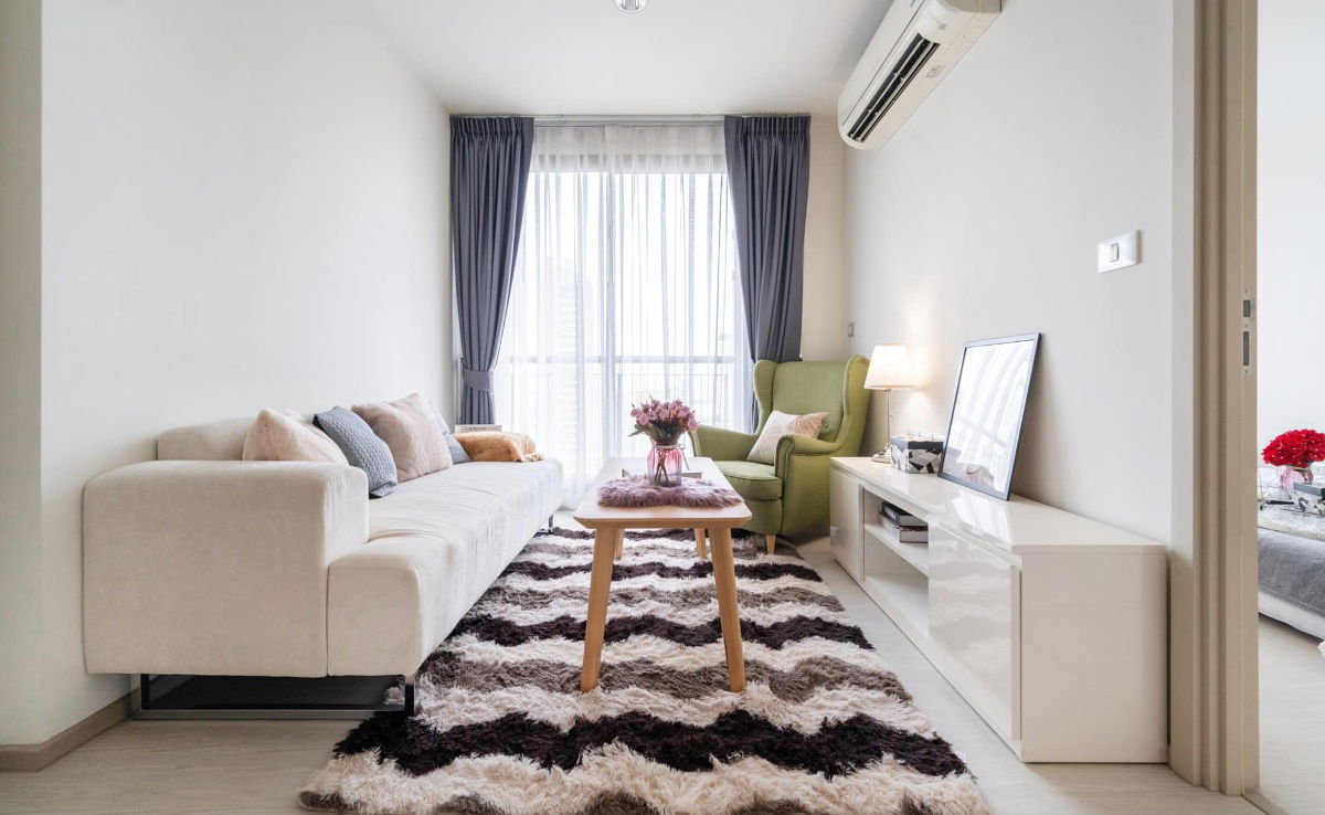 for rent Rhythm Sukhumvit42. 1bed 45sqm. Line id: @pfagent