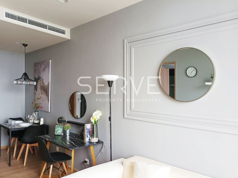 1 Bed High Fl. 20+ Good Location New Condo Close to BTS Phrom Phong 500 m. and The Emporium-Noble Around 33