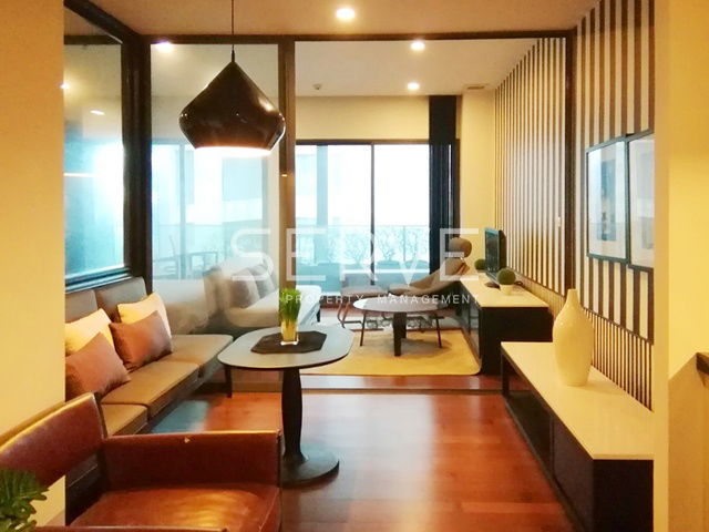 1 เตียงพร้อมอ่างอาบน้ำสไตล์เรโทร ชั้นสูง