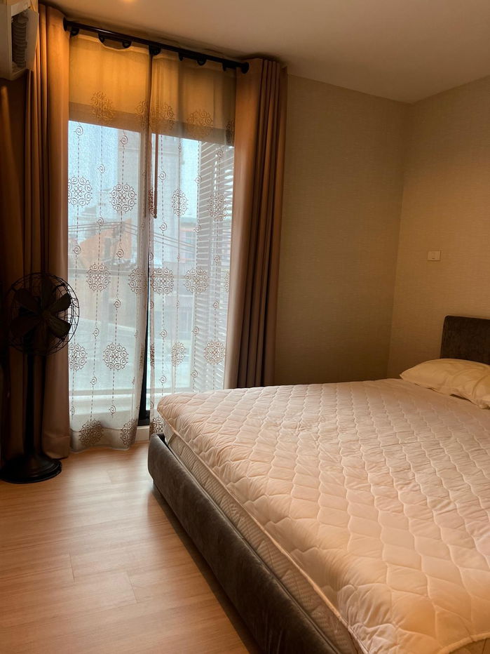 DT01 公寓出租 D 25 Thonglor 美丽房间家具齐全特价