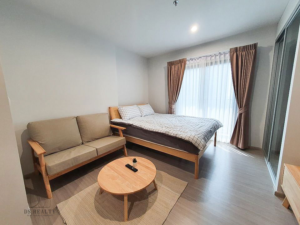 For rent: Parkland Phetkasem 56, best price now 10,000 baht / month.