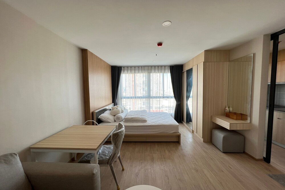 Code C20240100222..........Ideo O2 for rent, Studio room, 1 bathroom, high floor, furnished, ready to move in