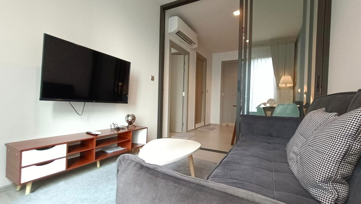 Life asoke rama 9 イフ アソーク ラマナイン Condo for rent near MRT Rama 9 Bangkok
