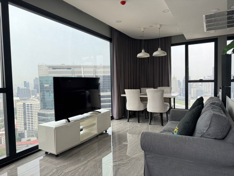 🍀🍀🍀Special room 💝 Ashton Chula-Silom (Line:@rent2022) Luxury condo with Good price and Ready to move in✨A08042
