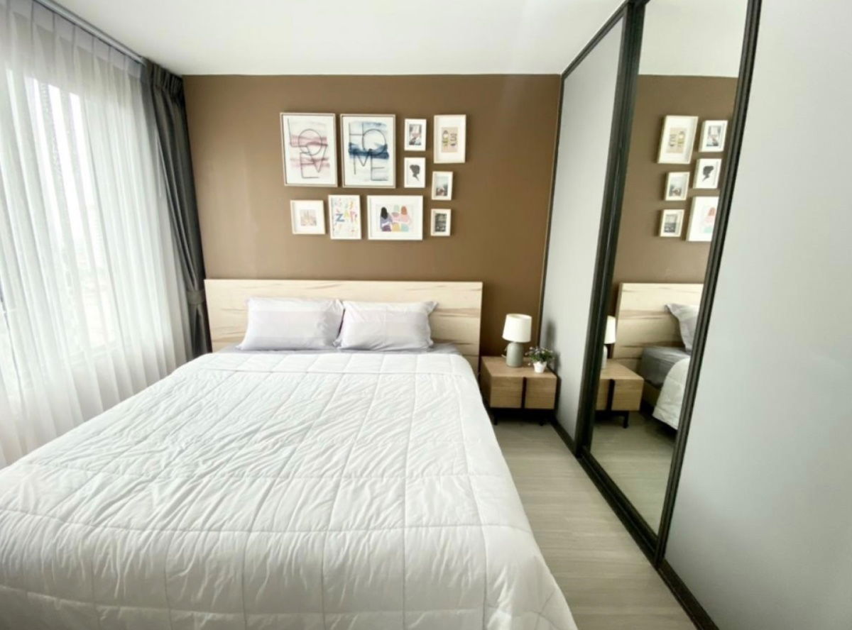 Rent Life Lat Phrao, beautiful room, just bring your bags and move in, near BTS Lat Phrao Intersection. Interested? Line @841qqlnr