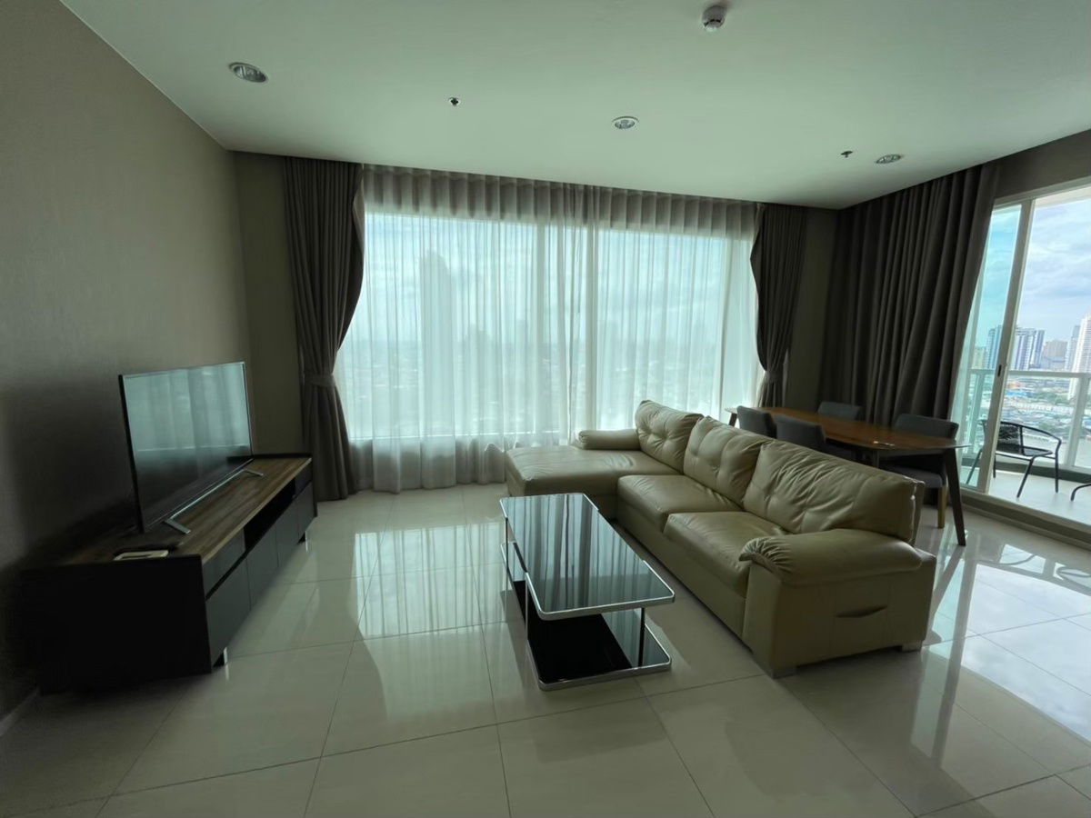for rent Menam Residence. 2beds 100sqm. Line id: @pfagent