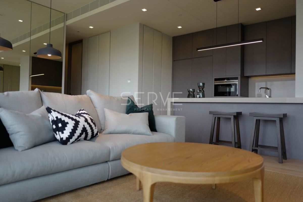 2 Beds with Bathtub Nice Room 114 sq.m. Good Location MRT Lumphini 400 m. & BTS Sala Daeng 600 m. at Saladaeng One Condo / For Rent