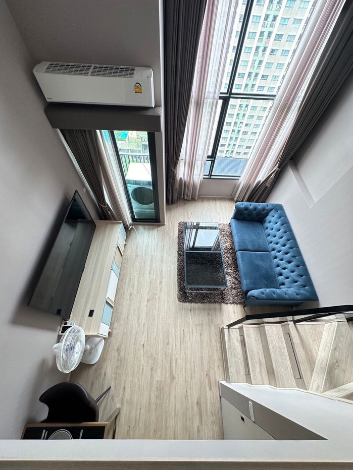 🛋️💗 Duplex room, minimalist style, very beautiful furniture 💗🛋️  The Rich Rama 9 - Srinakarin  ID LINE: @471ovhib 📲