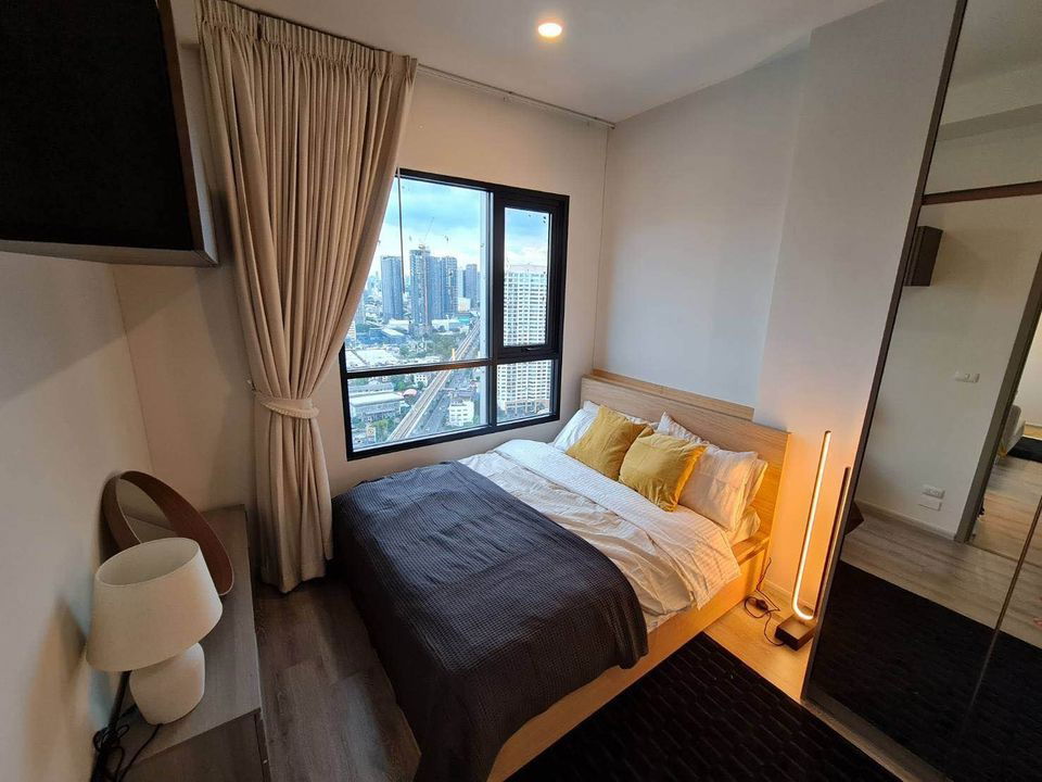 A051 Condo For Rent Knightsbridge Prime Ratchayothin Beautiful Room Fully Furnished Special Price